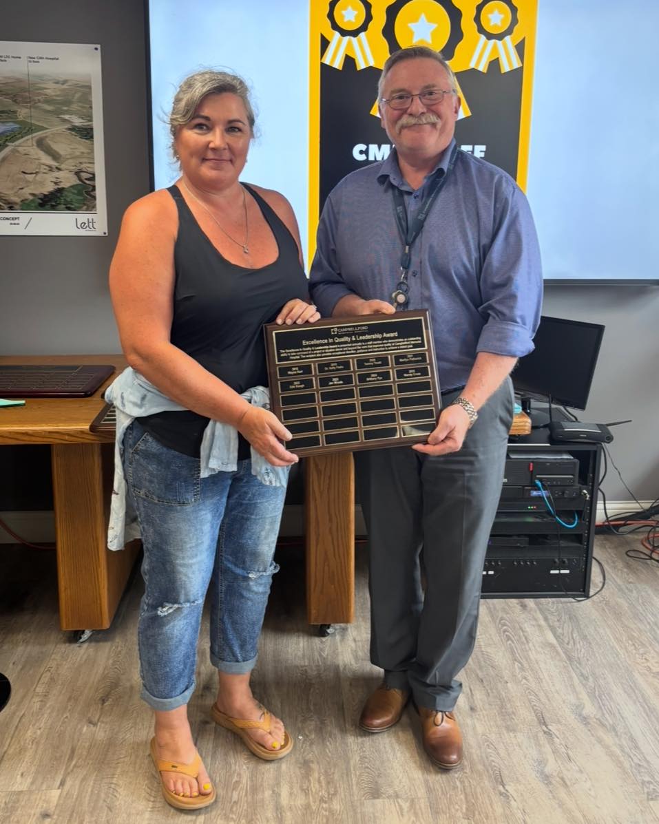 Wendy Cross receiving award Wendy Cross receiving award